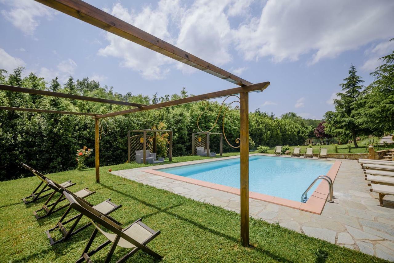 Casa de hóspedes Loghino 3*